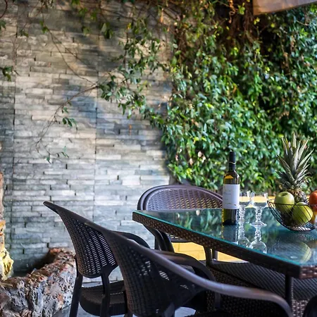 La Casa Di Kika Malona Village