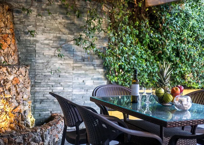 La Casa Di Kika Malona Village