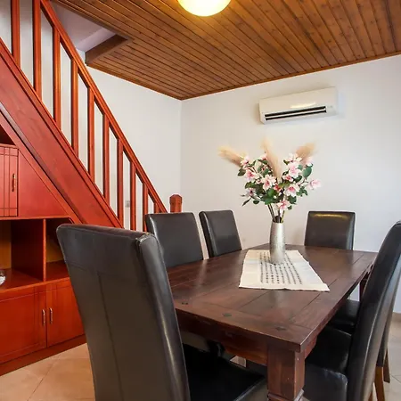 בית נופש La Casa Di Kika Malona Village